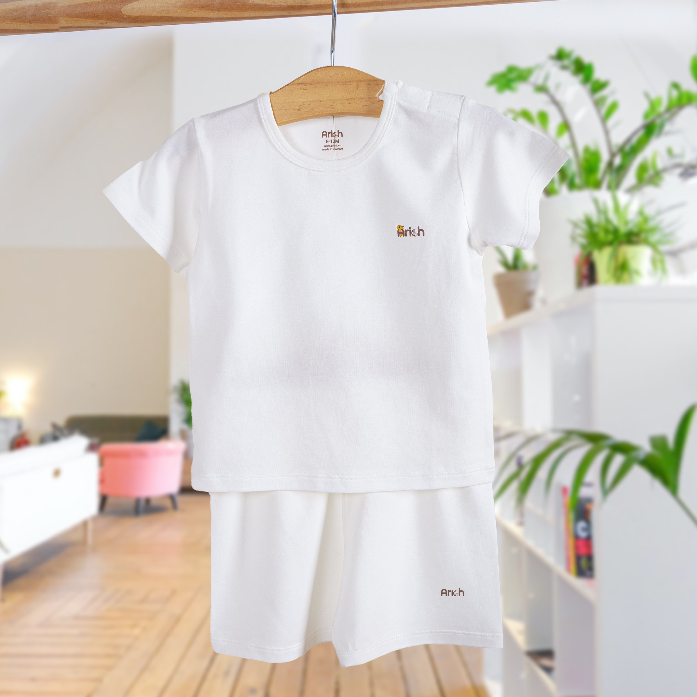 Bộ quần áo ngắn tay màu trơn vải sợi tre arich  size từ 6 tháng đến 5 tuổi - ảnh sản phẩm 4
