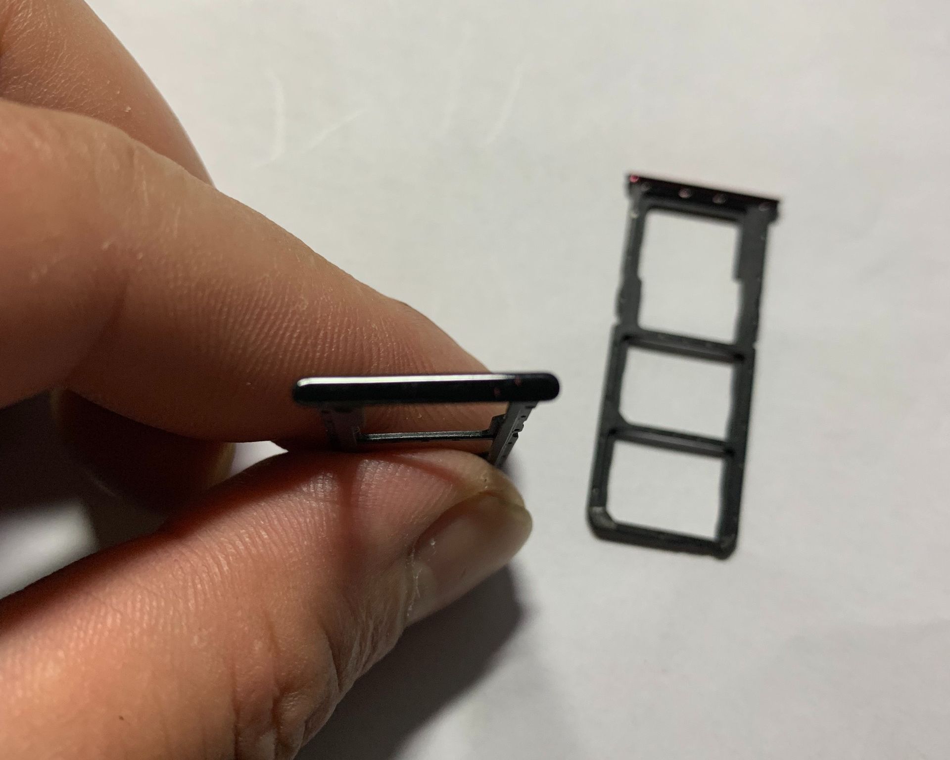 Khay sim điên thoại oppo F9