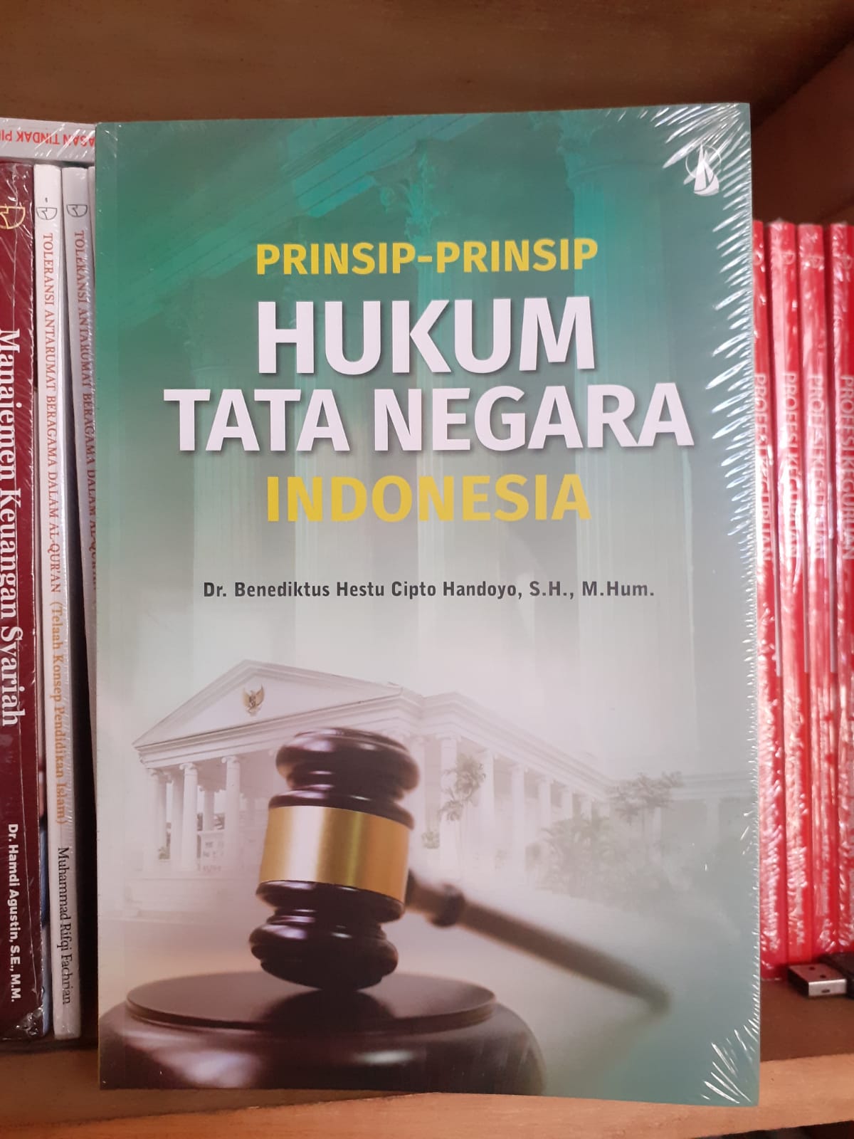 Buku Prinsip-Prinsip Hukum Tata Negara Indonesia - Benediktus Hestu
