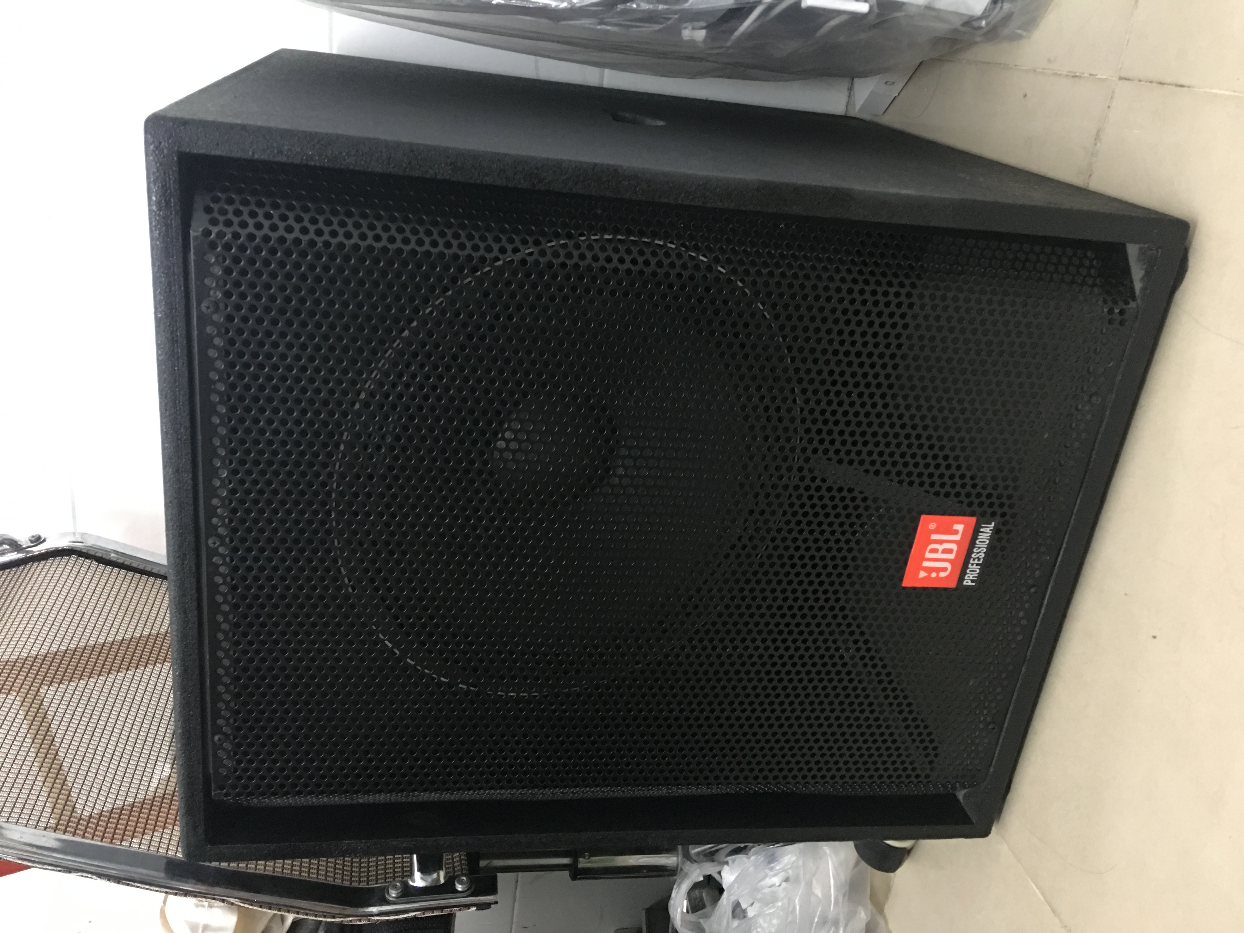 1 CÁI VỎ THÙNG SÚP HƠI SIÊU TRẦM 4 TẤC SƠN ( TẶNG 5M DÂY LOA + TEM )