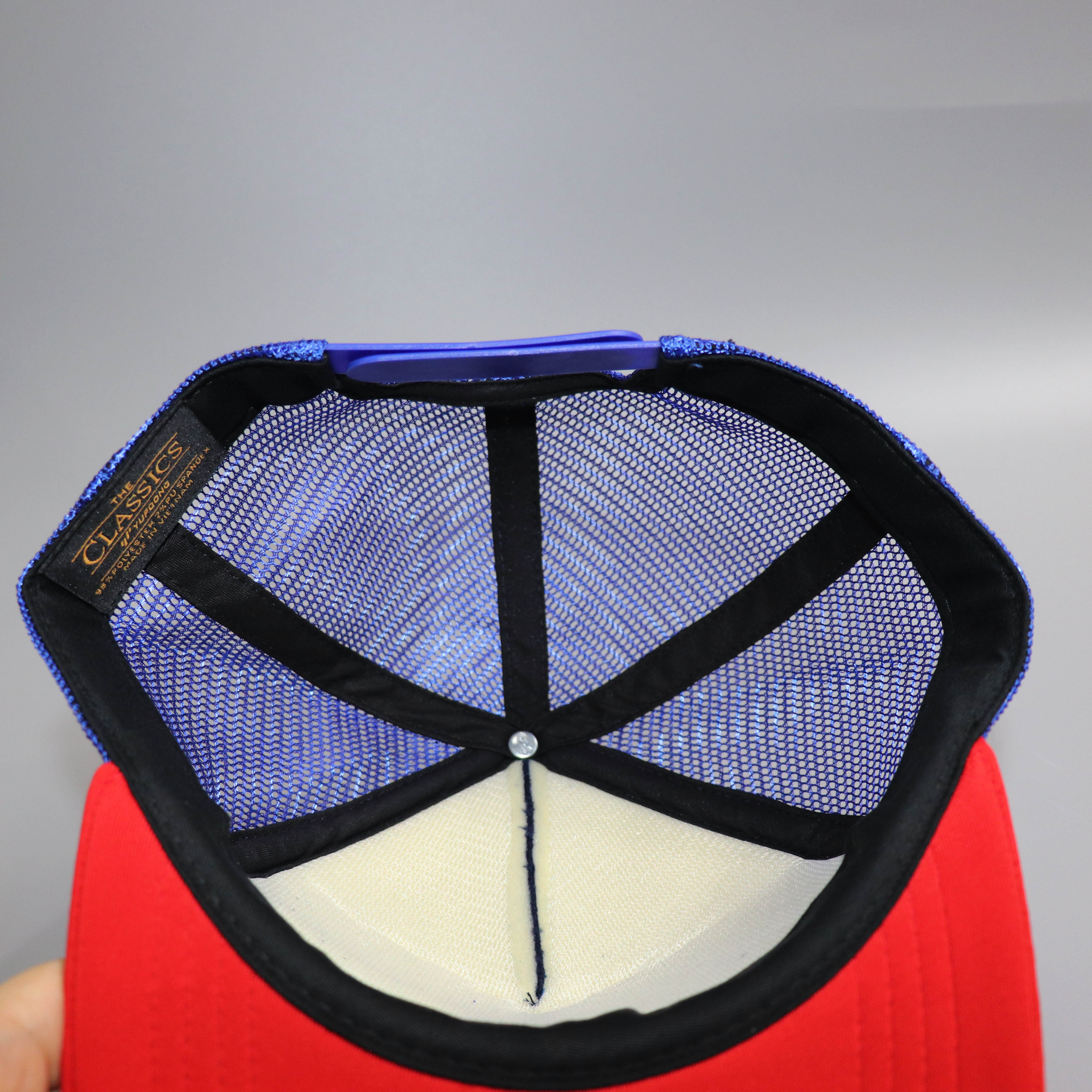 Nón Snapback DG Lưới Xanh Kết Đỏ