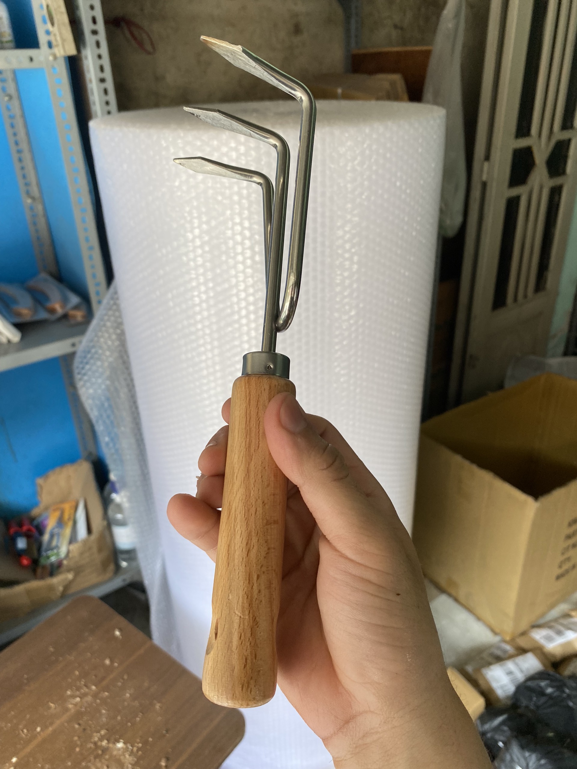 Cào xới đất inox cầm tay loại lớn LV024