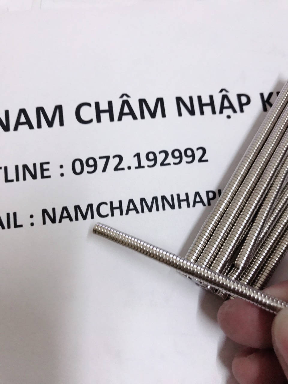 Nam châm viên 4x1mm set ( 100 viên ) N52