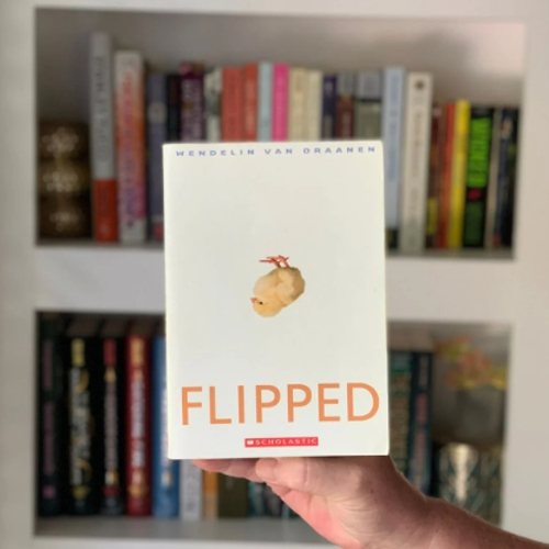 Flipped%20(%20Book%20by%20Wendelin%20Van%20Draanen%20)%20%7C%20Matte%20Lamination%20%7C%20Premium%20Paper%20%7C%20-%20Image%202