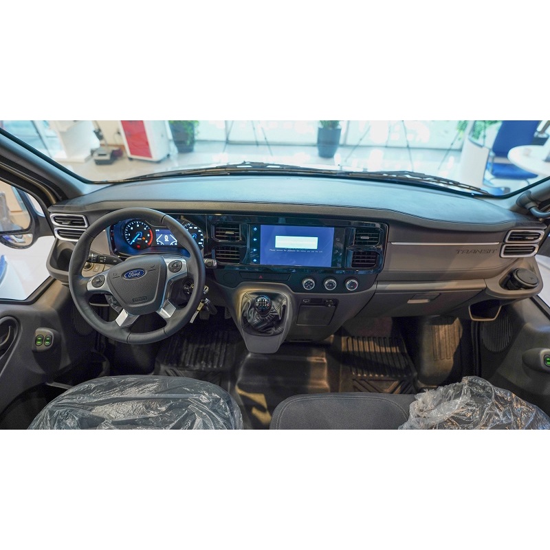 Thảm taplo chống nắng xe ford transit bằng nhung lông