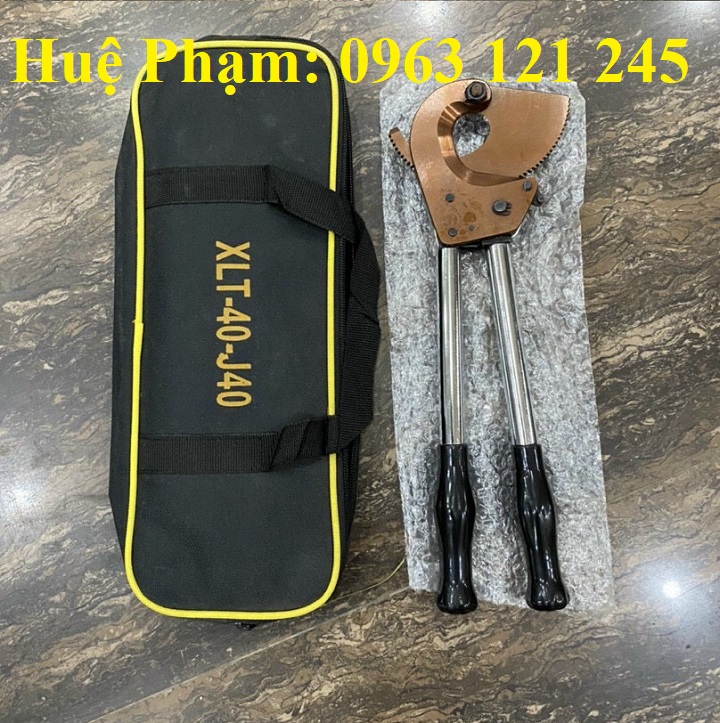 Con lăn kéo dây cáp điện vuông góc