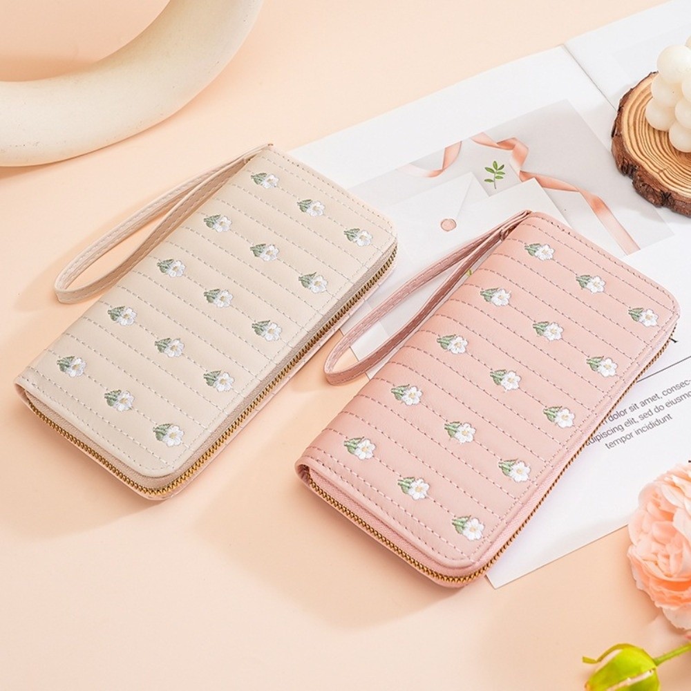 Portable%20Floral%20Embroidery%20Women%20Long%20Wallets%20Multi-Card%20Slots%20Zipper%20Leather%20Purses%20Large-Capacity%20Clutch%20Bag%20Women%20Fashion%20-%20Image%205