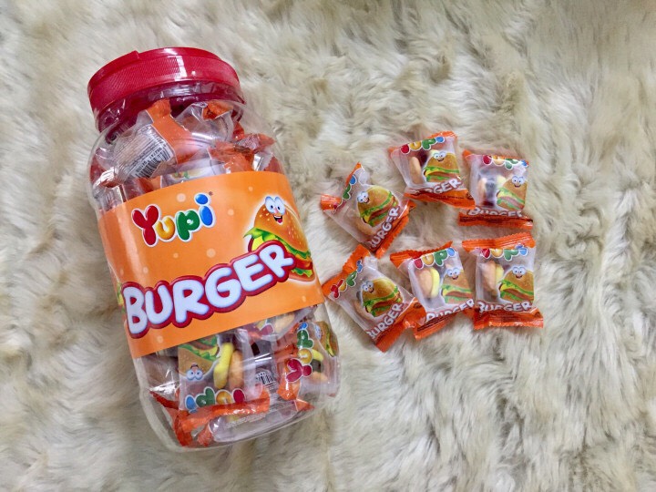 36 GÓI KẸO DẺO YUPI HAMBURGER HỦ