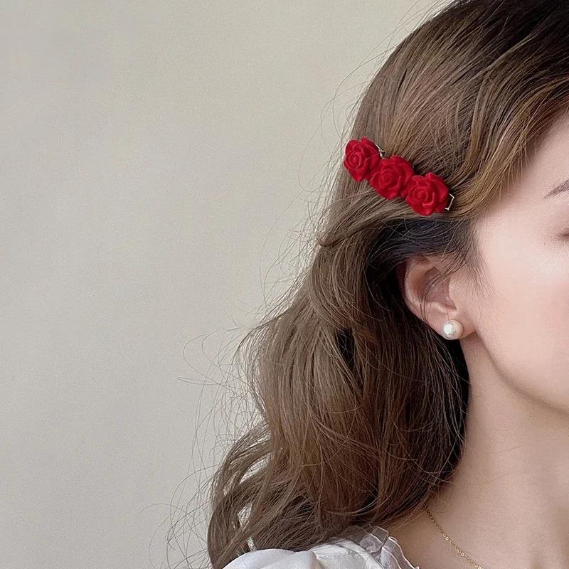Wenefang Fashion 2/20pcs Small Red Velvet Rose Hair Clips For Women Korean Flower Hairpins Girls Elegant Hair Clip Pin Barrettes Hair Accessories. 