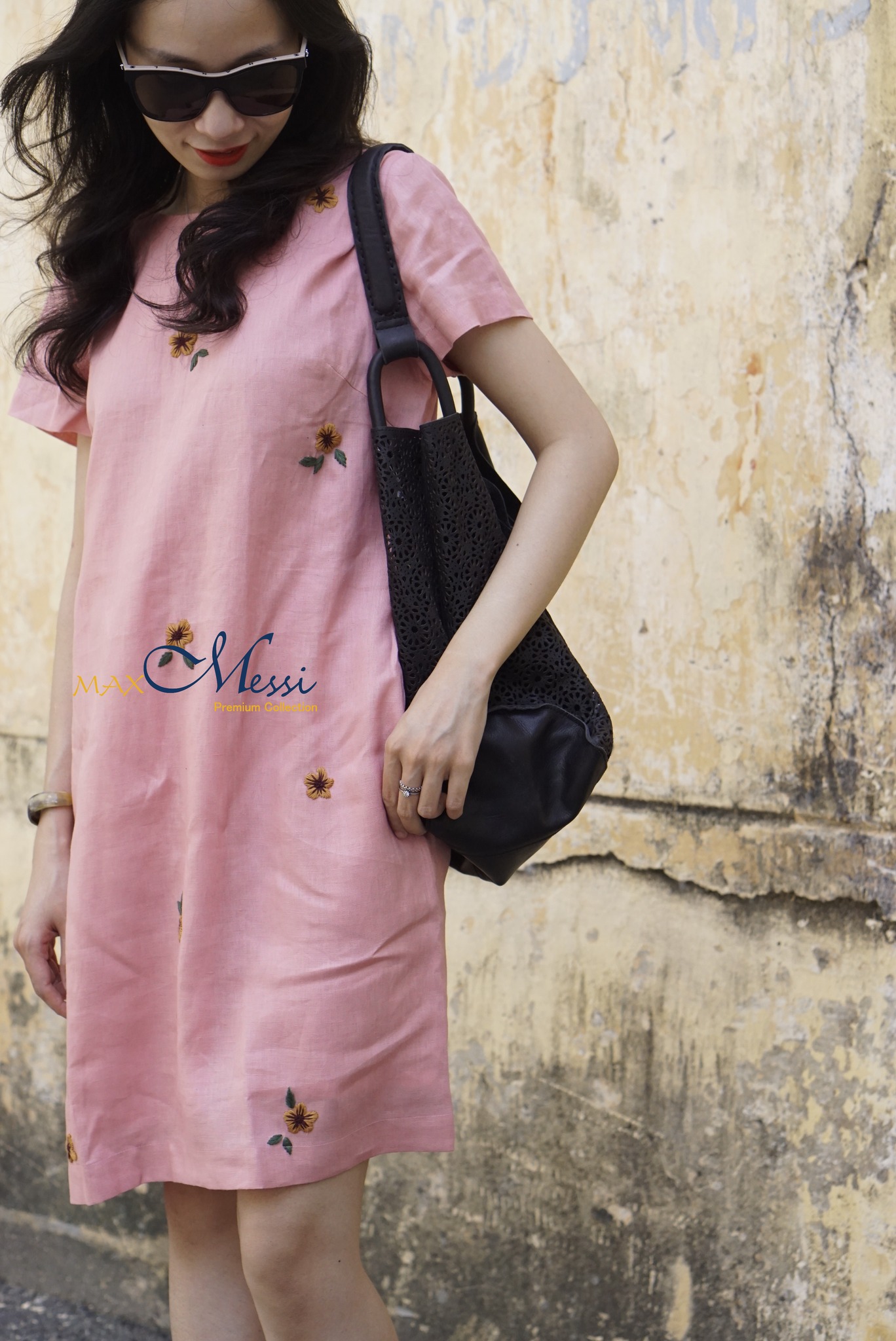 Đầm linen thêu tay ROWAN - MaxMessi
