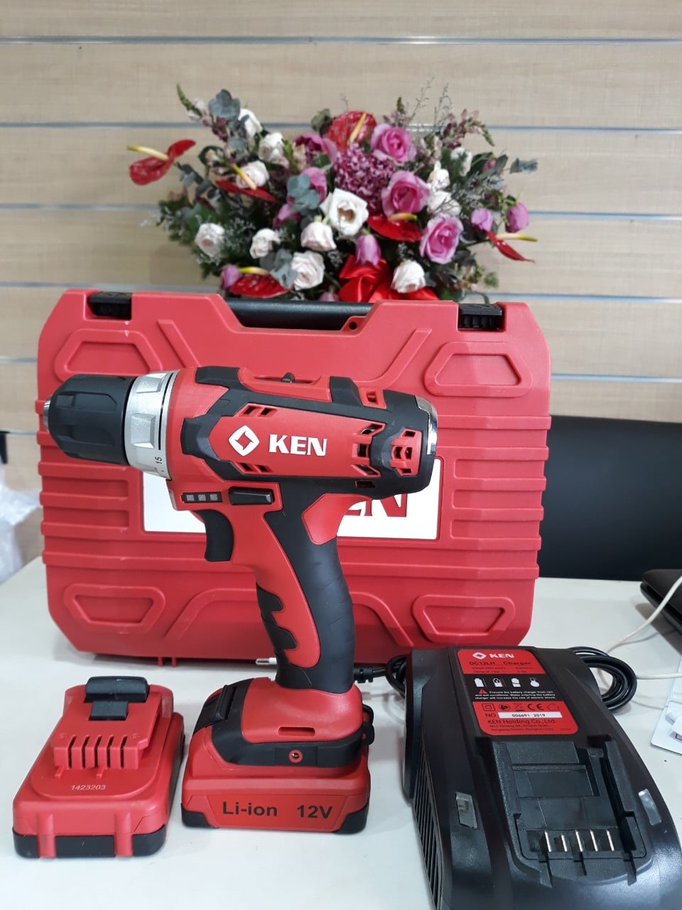 Máy Khoan Pin Ken BL6212HB 12V
