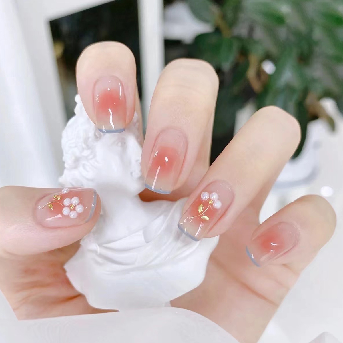 24 Cái Móng Giả Móng Tay Ngắn Dễ Thương Móng Tay Dài Miếng Dán Móng Tay Tươi Mới Móng Giả Có Keo Dán Móng Giả
