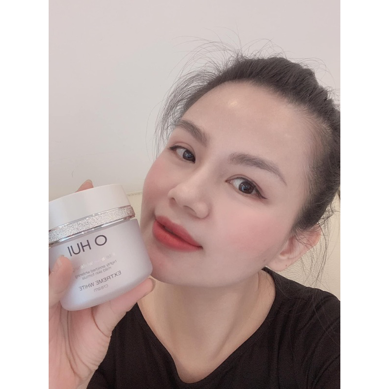 Kem dưỡng trắng da OHUI Extreme White