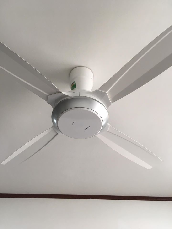 Quạt trần Panasonic 4 cánh F-56XPG 59W