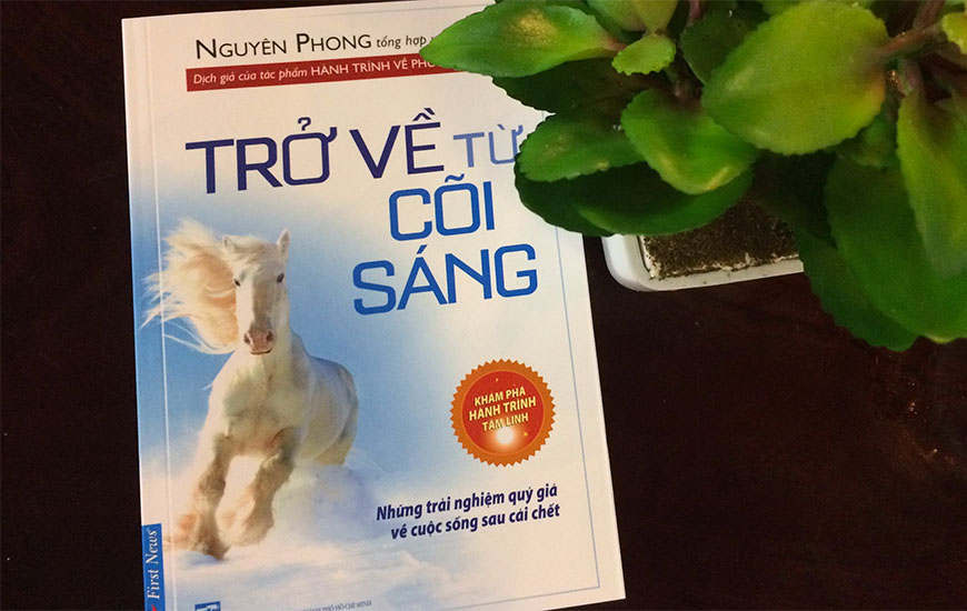 NetaBooks - Trở Về Từ Cõi Sáng