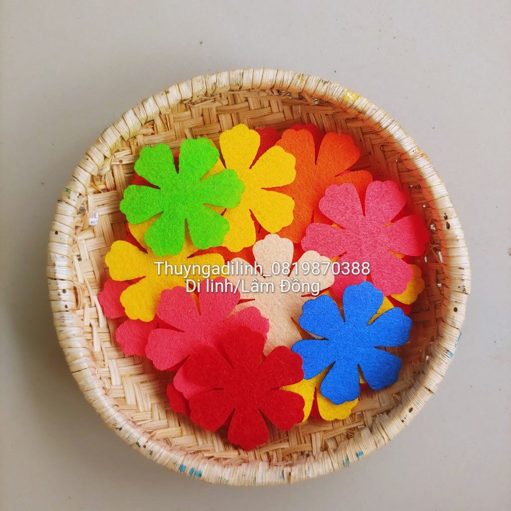 Túi 30 hoa vải nỉ 4.8cm mầm non