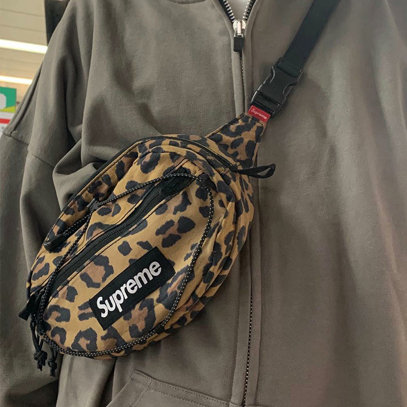 Supreme Waist Bag (FW20) Leopard