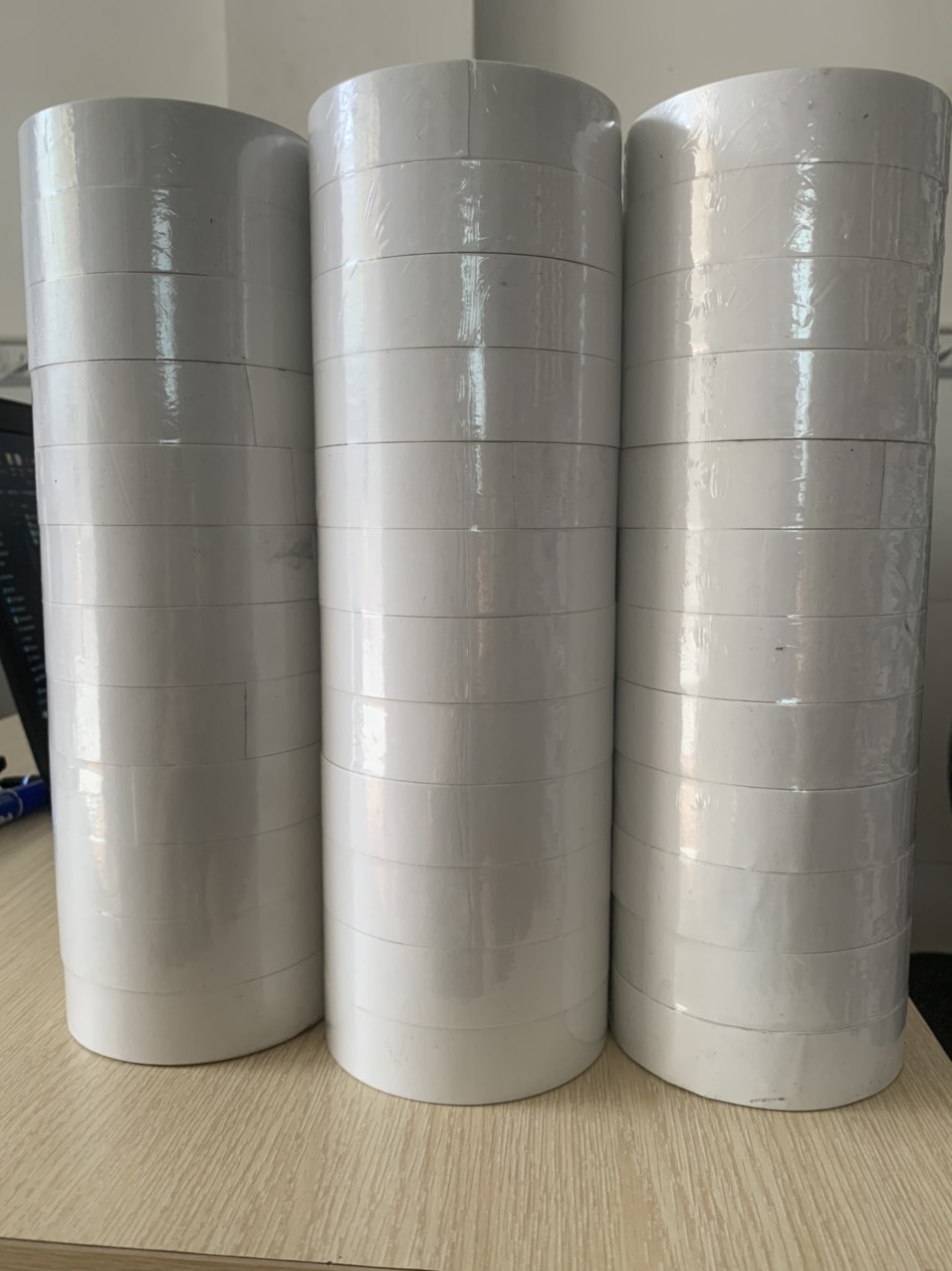 Băng keo hai mặt 2,4F loại mỏng 9Yard