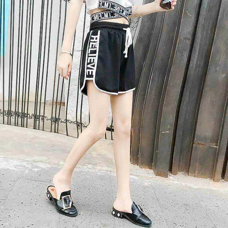 Quần đùi thể thao siêu cute