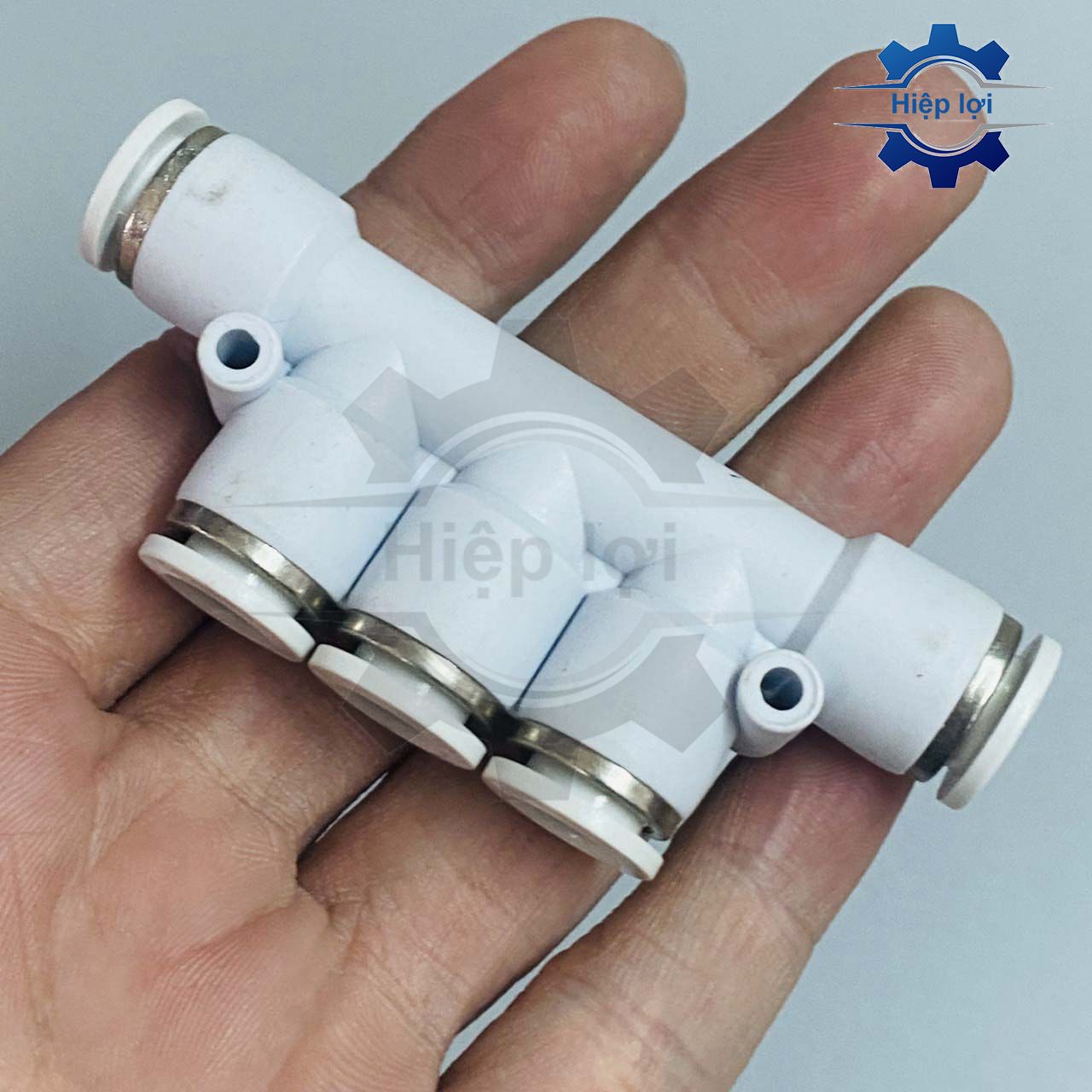 Năm ngã nối khí nén YPK STNC – Chia khí 5 hướng, lắp nhanh, phù hợp hệ thống khí nén đa điểm