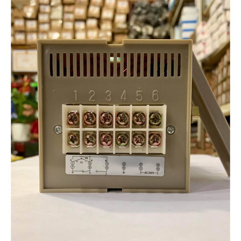 Bộ điều khiển nhiệt độ  XMTA -2001 ( ĐỒNG HỒ NHIỆT ĐỘ)