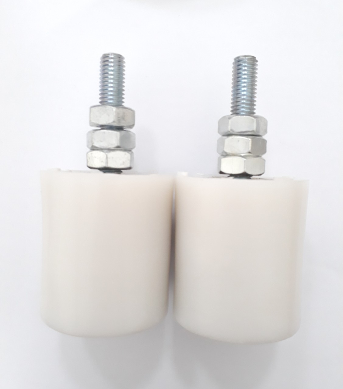 1 Cặp con lăn cửa cổng