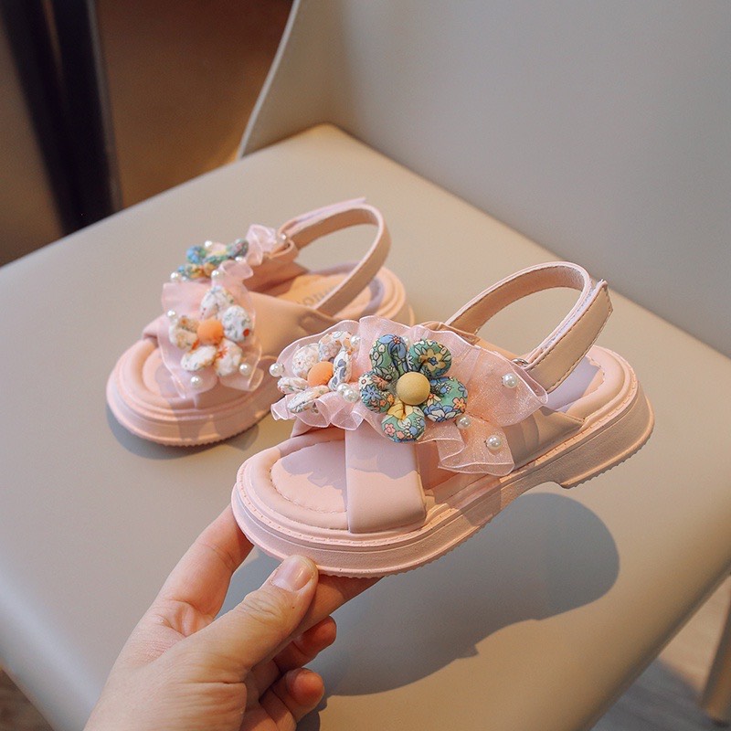 sandal hoa xinh dễ thương cho bé gái