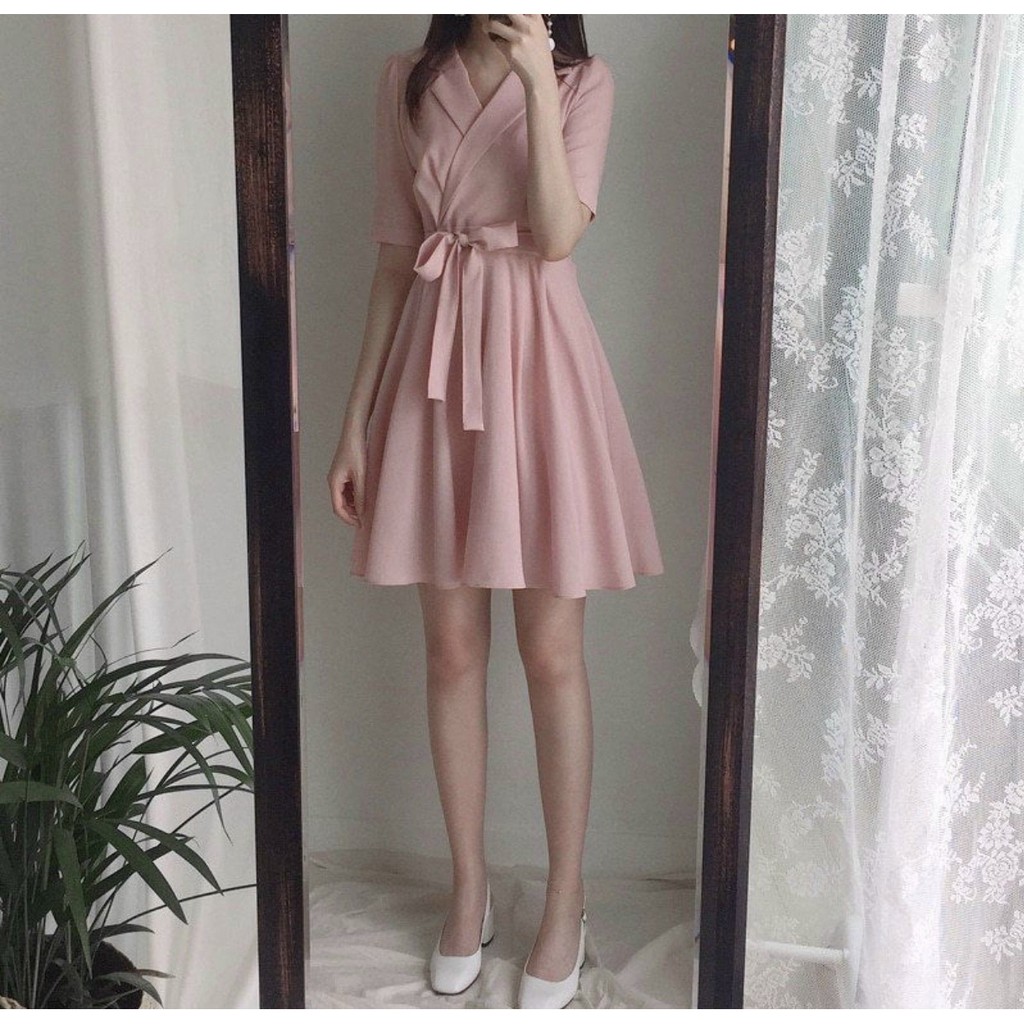 Đầm vest hồng thắt nơ