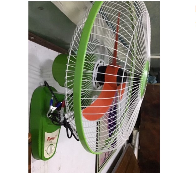 Quạt treo tường kẹp bình ắc quy 24V