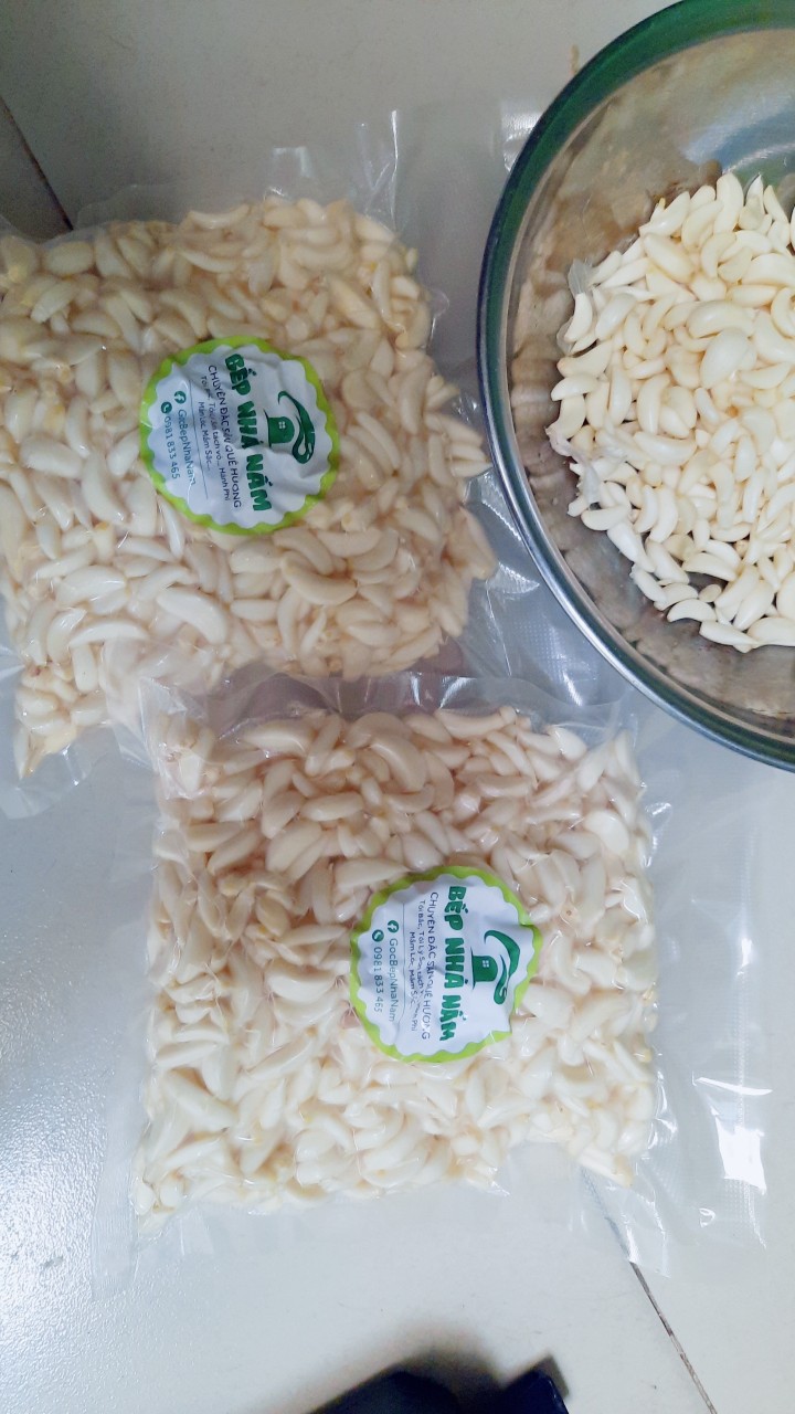 Tỏi LÝ SƠN -1Kg 2 gói Lột Sẳn Lột Khô Thủ Công CHỈ LỘT KHI CÓ ĐƠN