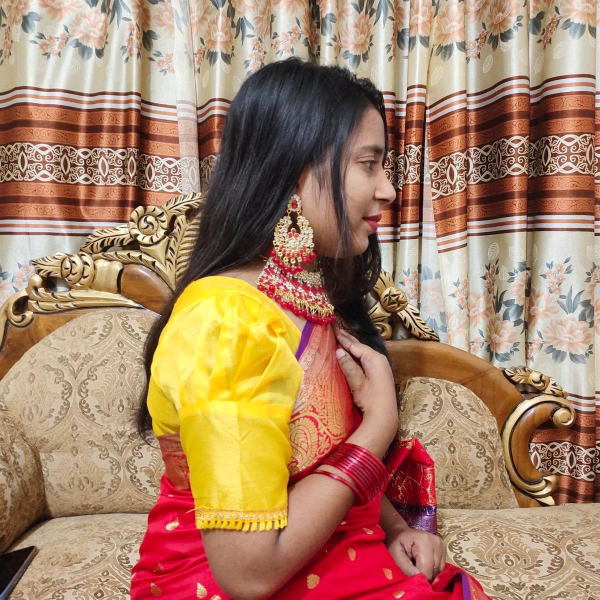 Chosha%20Silk%20Katan%20Blouse%20Bra%20Cut%20Ghoti%20Hata%20With%20Inner%20Falls%20Saree%20Blouse%20Best%20Qualityfull%20Good%20Stitching%20For%20Women's%20(01%20Pcs)%20-%20Image%202