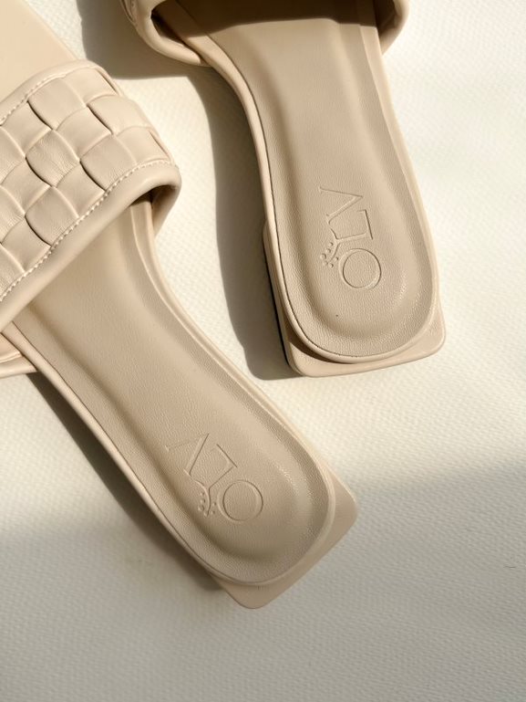 OLV - Dép Creamy Basket Weave Sandals