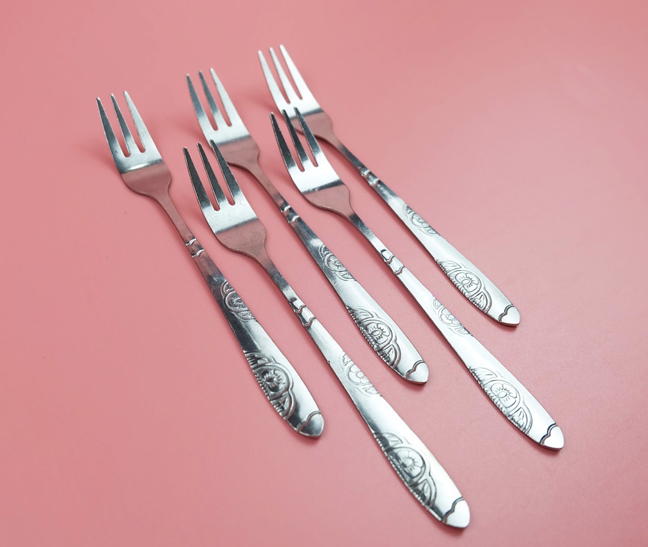 Combo 10 dĩa inox cán hoa bền đẹp không gỉ