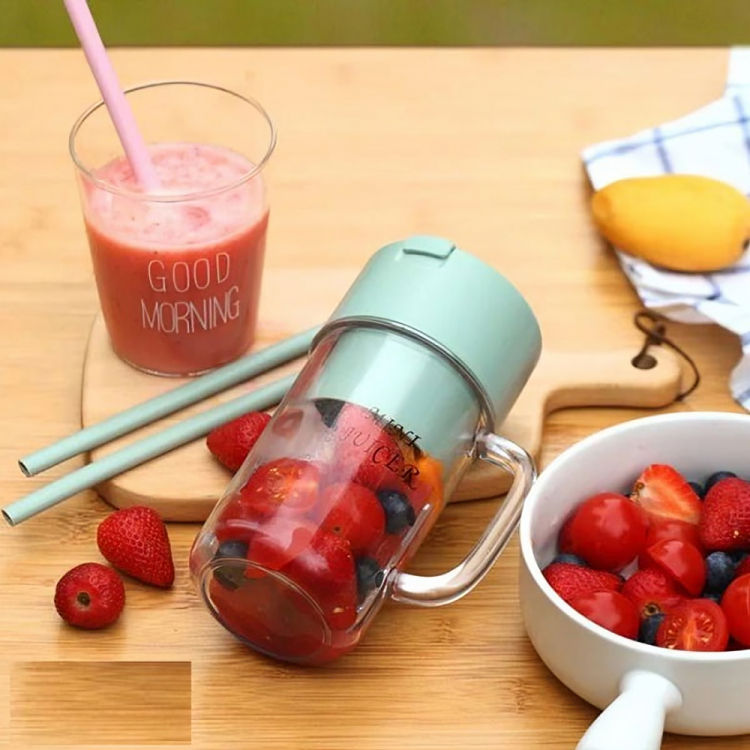 🍌🥤 Mini Juicer Blender with USB Charging | Fresh Juice Maker for Daily Use 🍍🍓.