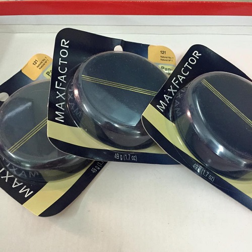 Phấn nước Maxfactor không cần dùng kem lót , kem nền