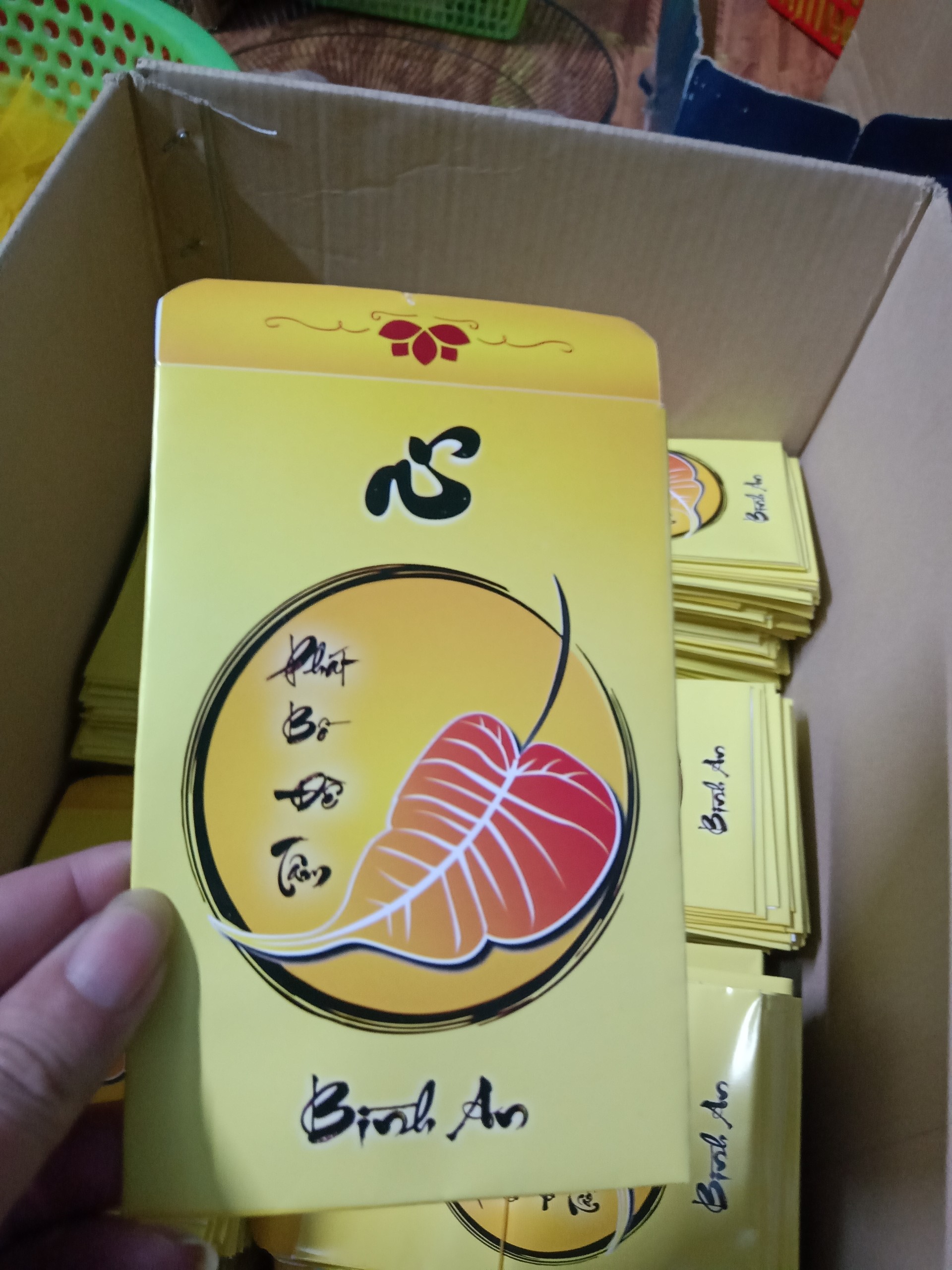 Phong Bao đựng lá bồ đề và vòng tay