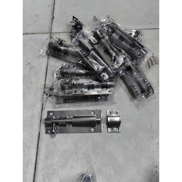 Chốt cửa inox ngang hoặc đứng