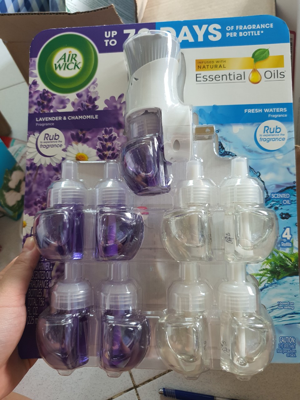 Bộ Tinh Dầu Thơm Cắm Điện Air Wick ( set 9 lọ )