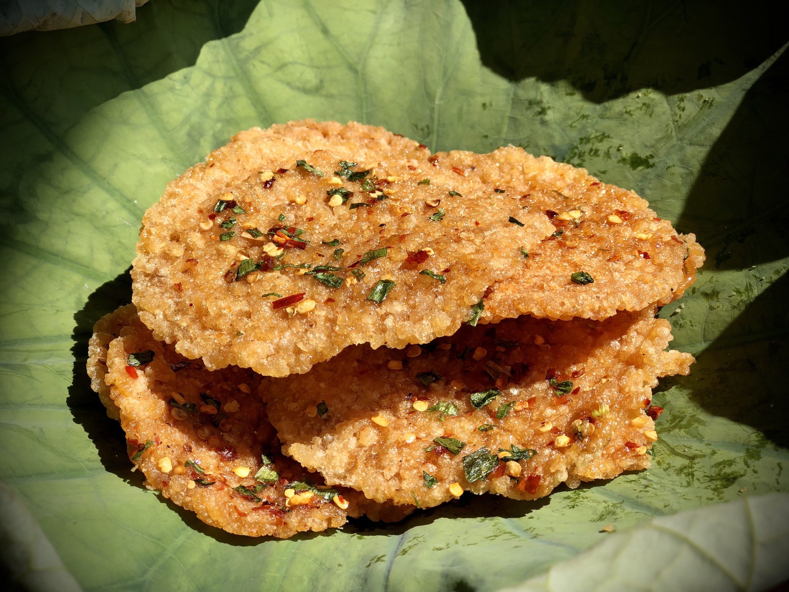 Cơm Cháy Khô Gà Tạp Hóa 365 hộp 500gr