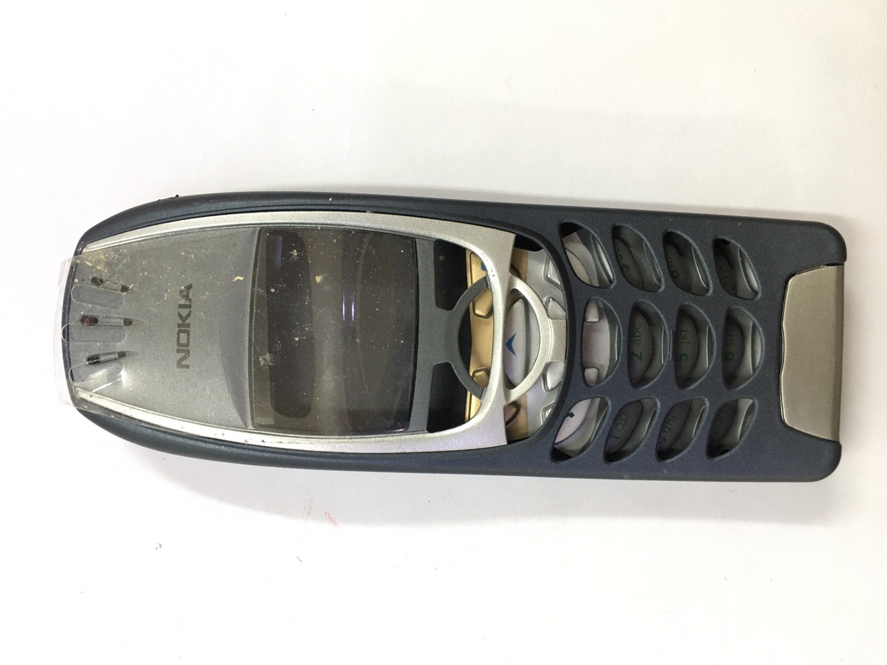 Vỏ Nokia 6310 ( có sườn - có phím )
