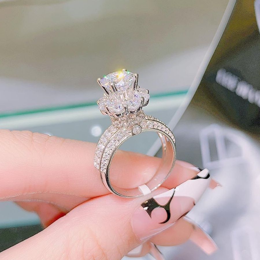 [HCM]Nhẫn nữ vàng trắng nhẫn nữ bạc ta mạ bạch kim cao cấp nhẫn sóng bản lớn đính đá pha lê  Trang Sức Miga N049 - thiết kế sang trọng đẳng cấp mang lại may mắn 1 ĐỔI 1  CAM KẾT KHÔNG ĐEN