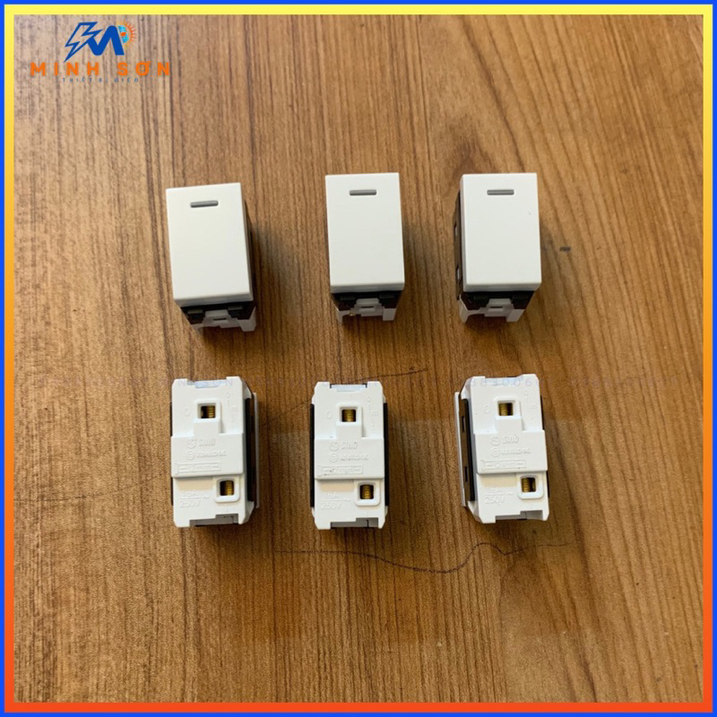 Công Tắc, Ổ Cắm, Đèn Báo S18CC SINO 16A