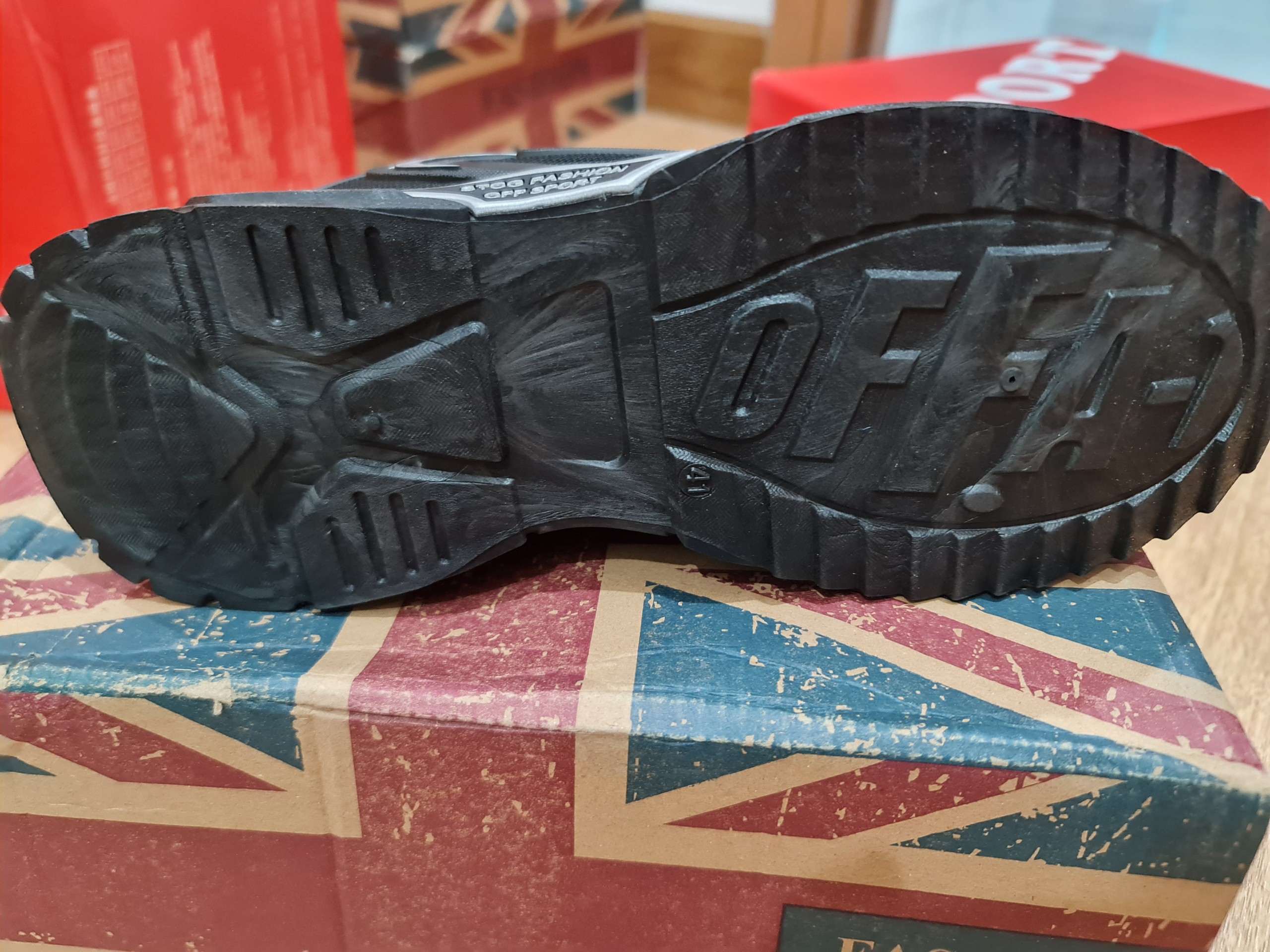GIÀY NAM SNEAKER XÁM, ĐEN