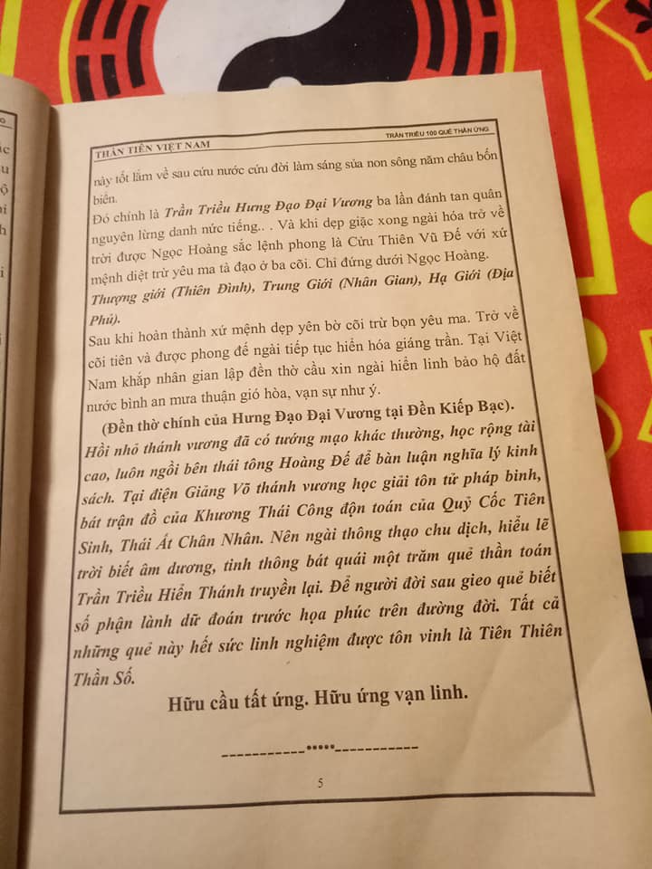 Sách Trần Triều 100 Quẻ Thần Ứng