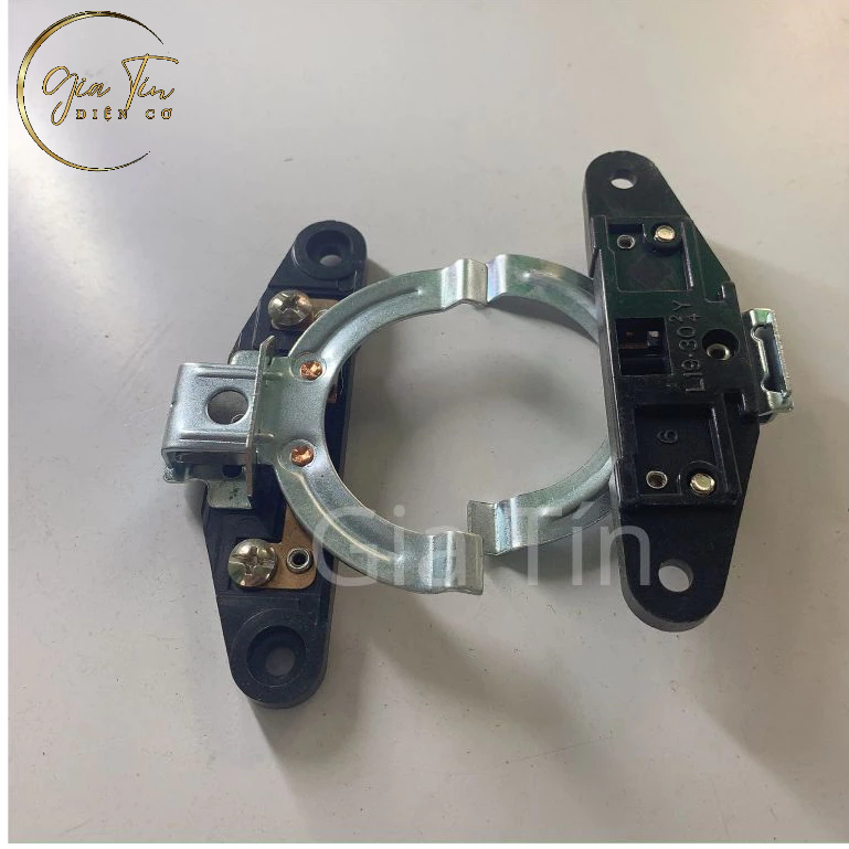 Mặt vít đen ly tâm thẳng motor (4 hột)