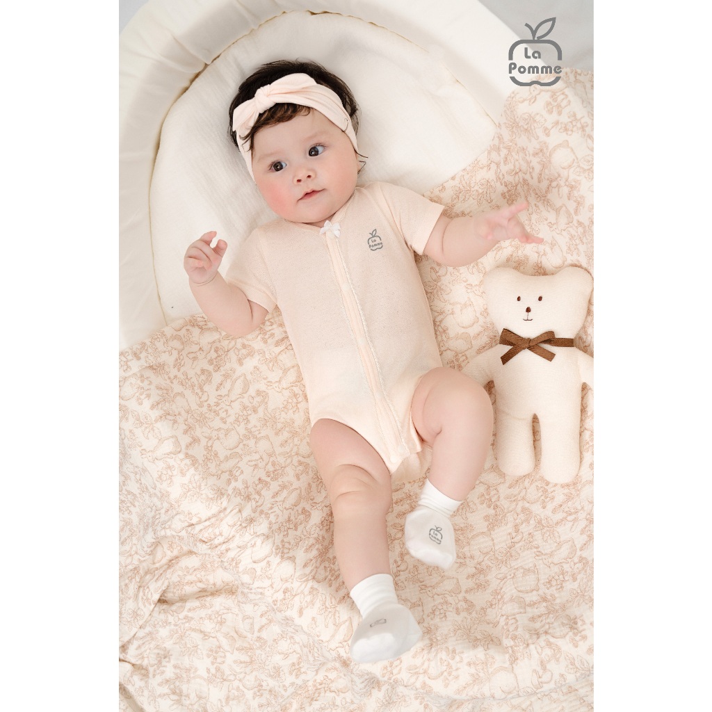 Body chip cộc tay La Pomme đính sticker