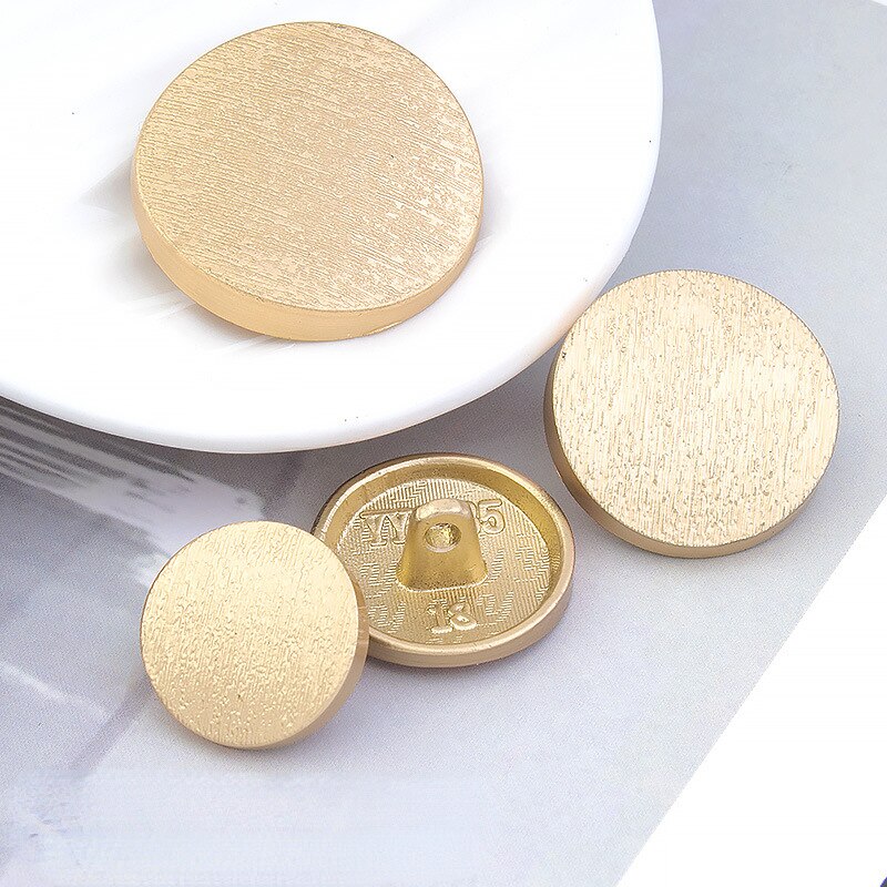 Retro Pearl Gold Metal Button Rhinestones Coat Buttons for Women DIY  Clothing Suit Sewing Sew on Botones Accessories-10-20MM 5pcs :  : Home & Kitchen