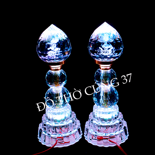ĐÈN THỜ LED PHA LÊ  TRÁI ĐÀO [TỰ ĐỘNG CHUYỂN MÀU]