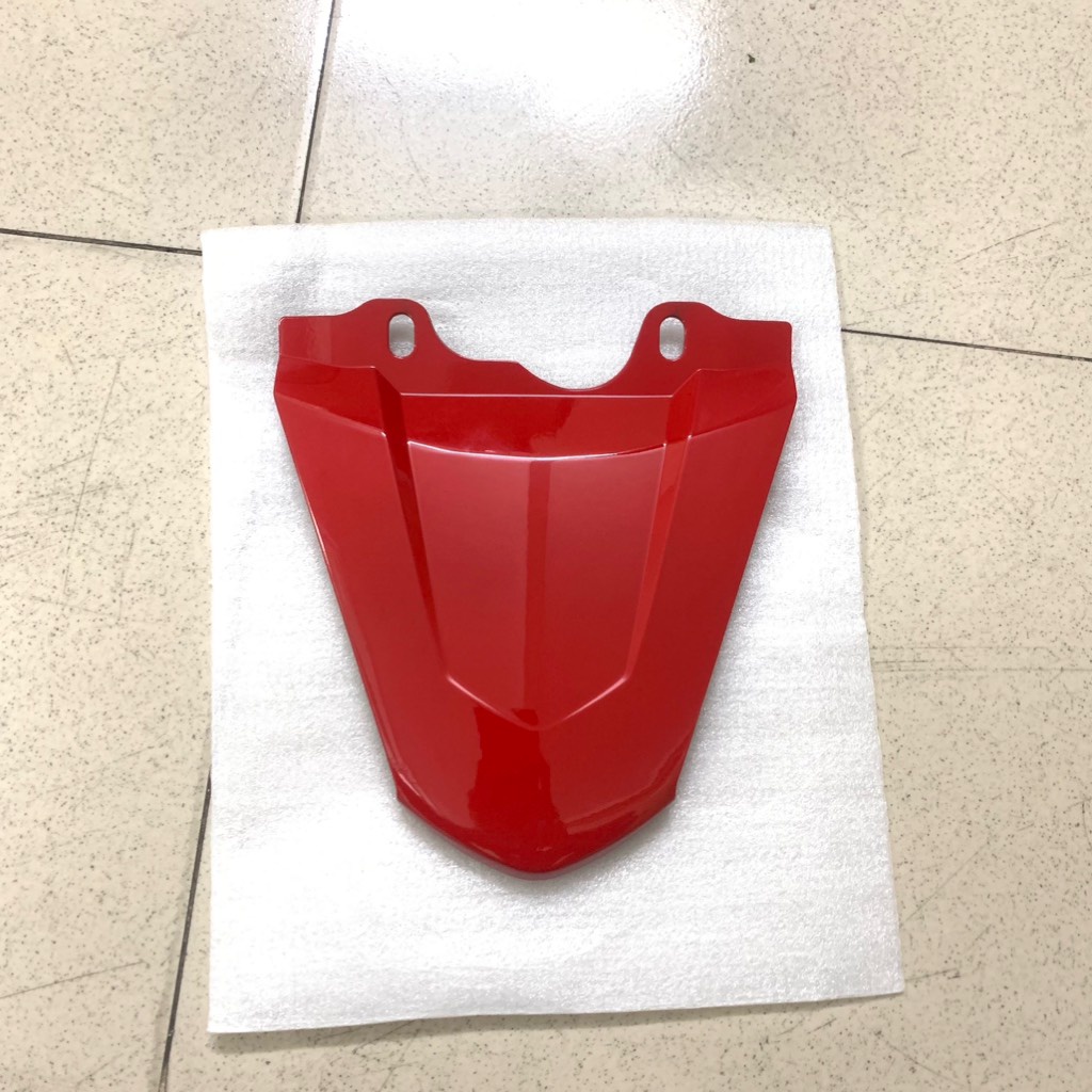 [Chính hãng Yamaha]YADA-SIRIUS(06-22)-ĐỎ TƯƠI-10 Ốp đuôi rùa XÀI PHA ĐÈN 3S4