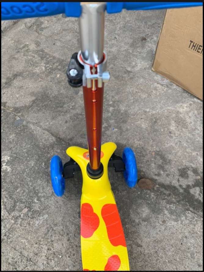 Xe scoter cho bé- An toàn- cứng cáp